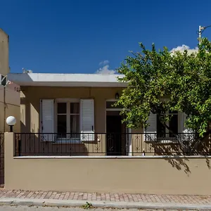 zoes-house-in-argostoli-argostoli-kefalonia.kefaloniahotels.net/