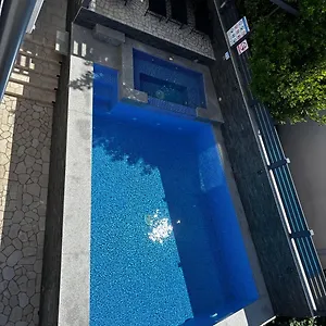  Apartman Blazevic, Heated Pool&jacuzzi Horvátország